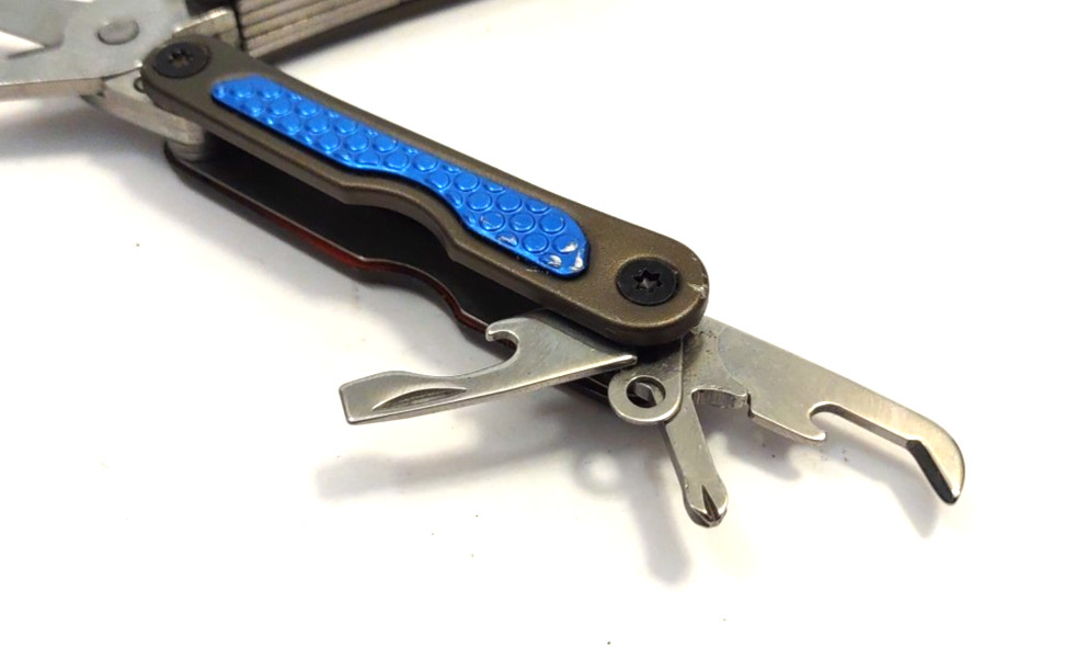 OMaster Multi Tool Pocket Knife Scissors O Master