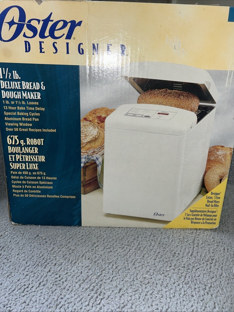 Oster Compact Breadmaker Makes 1 lbs & 1.5 lbs Loaves Model: 5815 OPEN BOX