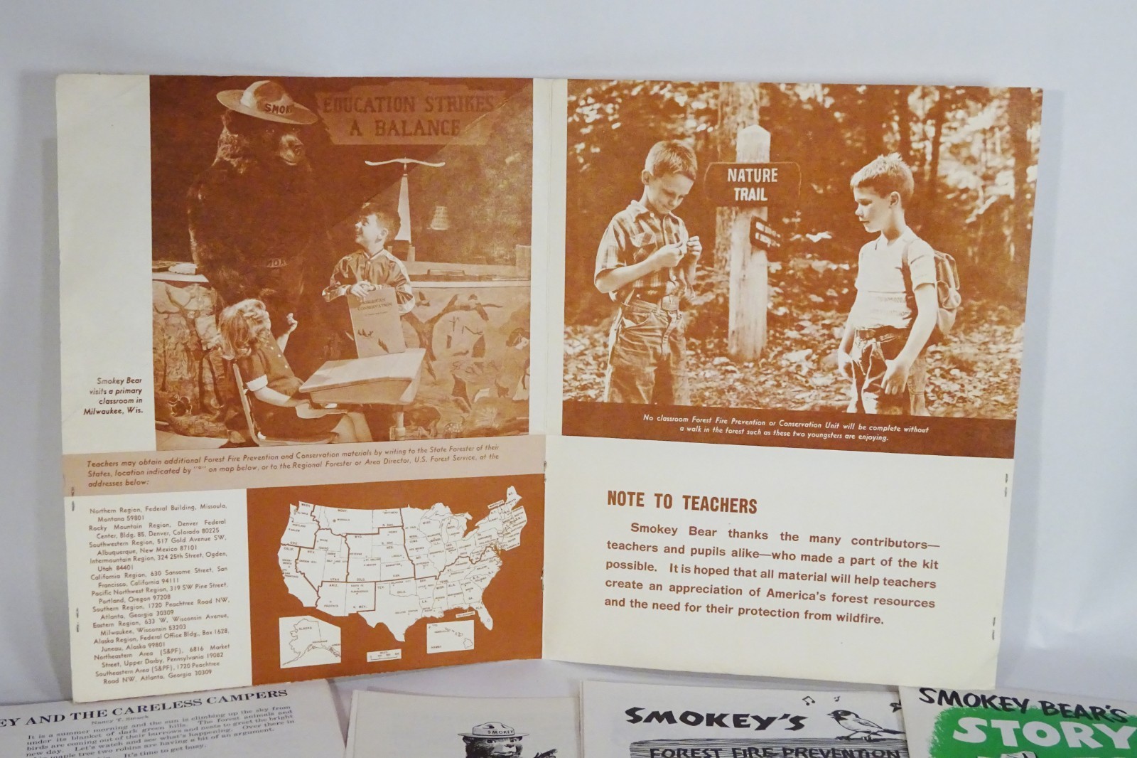 Vintage 1971 SMOKEY BEAR-Teacher's FOREST FIRE Prevention & Conservation Kit