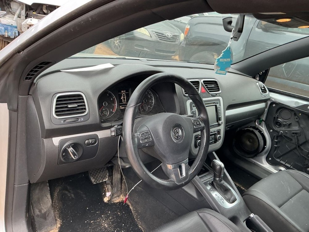 Fuse Box Engine Compartment Fits 12-16 EOS 4962054