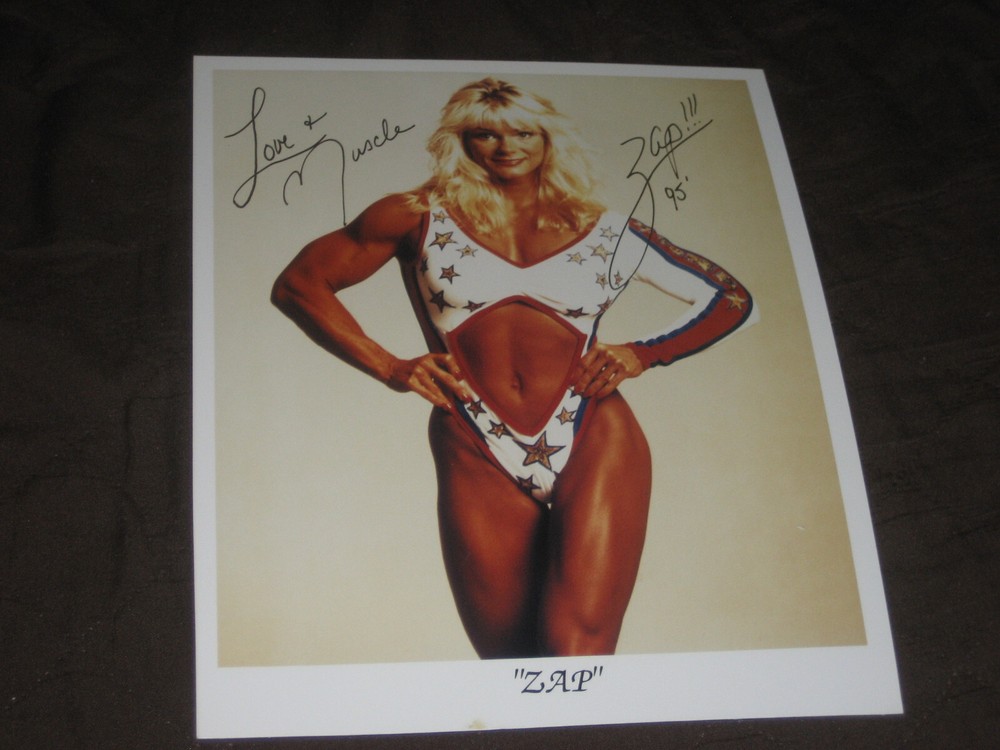 ZAP  SIGNED  8 X 10 PHOTO  MUSIC.