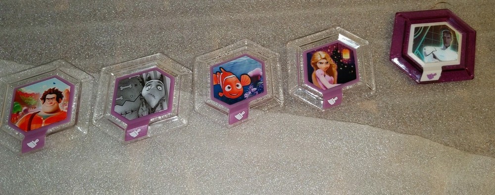 Disney Infinity Characters, Crystals & Power Discs