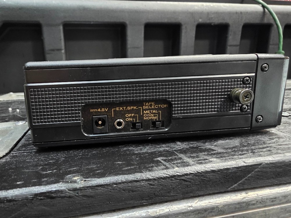 Marantz PMD201 Portable Cassette Recorder Player Tested partially Working