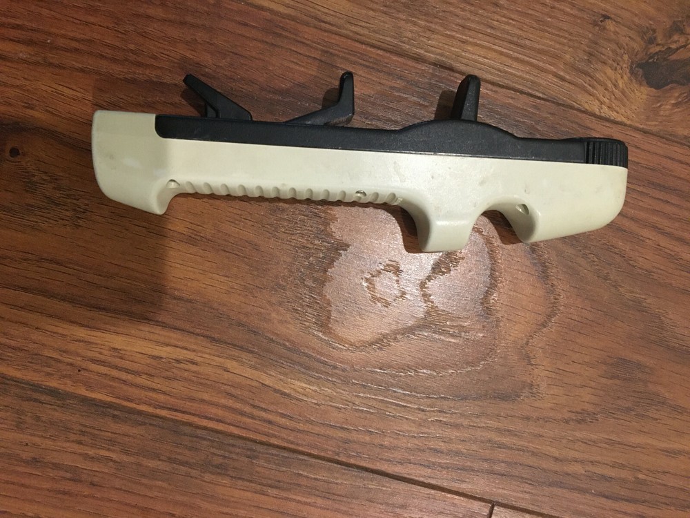 One Eppendorf Repeater Pipettor