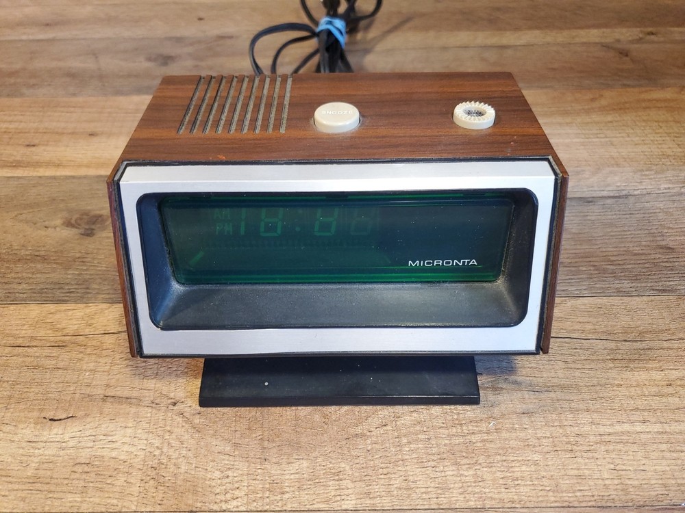 Vintage Micronta 63-815 "Goldair" Electronic Digital Clock. Working.