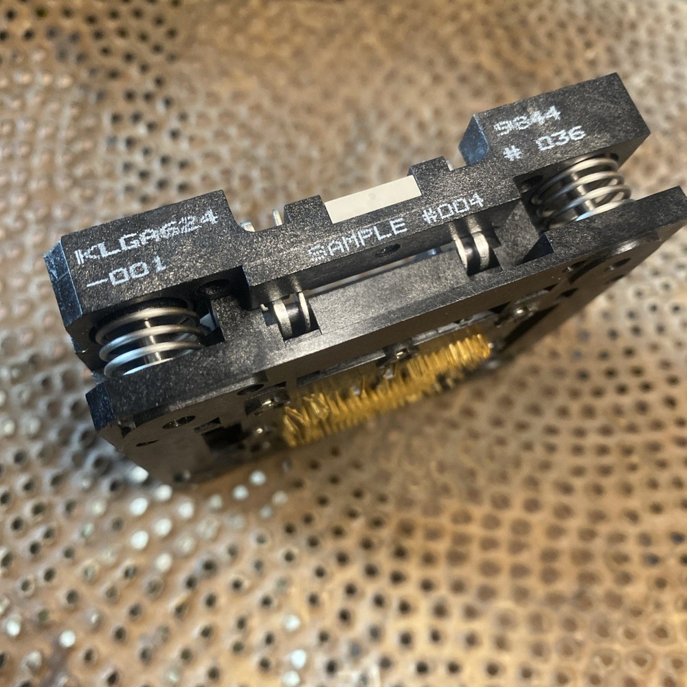 Test Burn In Socket Integrated Circuit Klga624 Sample #004 9844