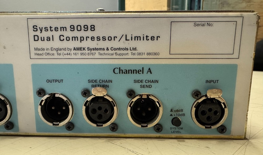 Amek System 9098 Dual Compressor/Limiter by Rupert Neve