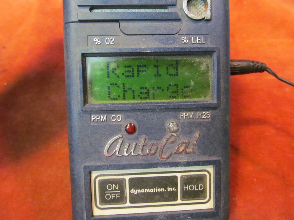 DYNAMATION AUTO CAL AGM-B 502 GAS DETECTOR