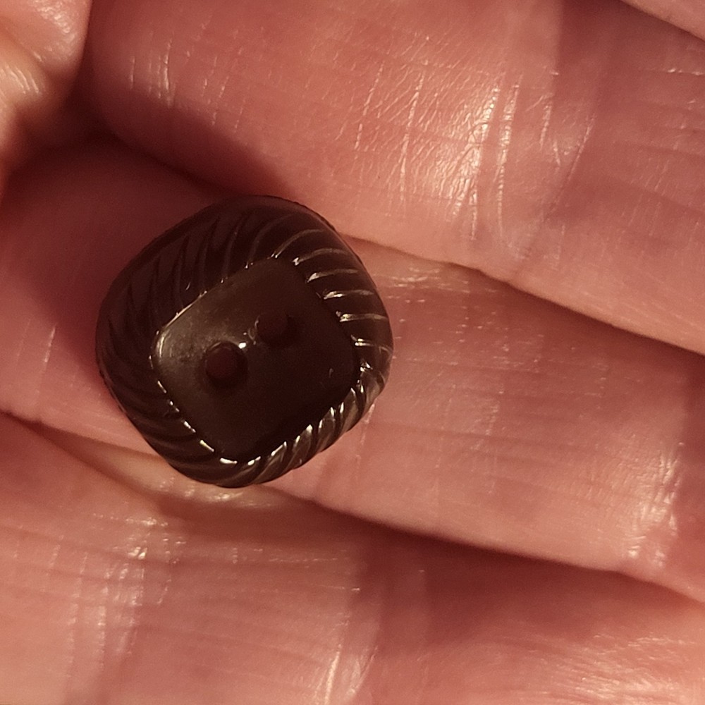 Colt # 7 button brown square fancy edges 5/8" confirmed pattern excellent