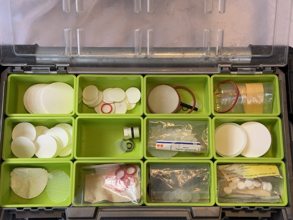 HPLC CHROMATOGRAPHY Parts