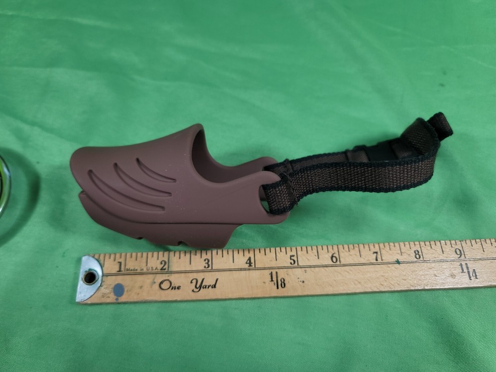 100% Adjustable FDA Silicone Medium/Small Dog Muzzle Stop Barking Comfortable