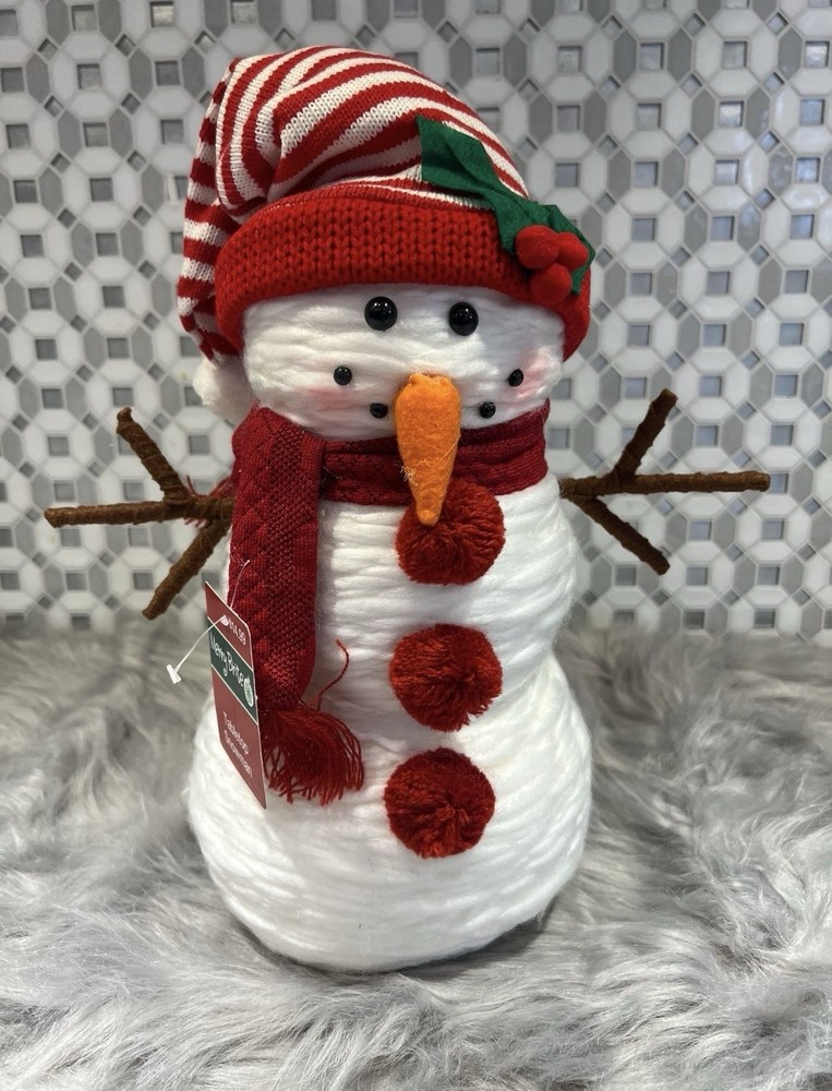 Christmas Yarn TableTop Snowman