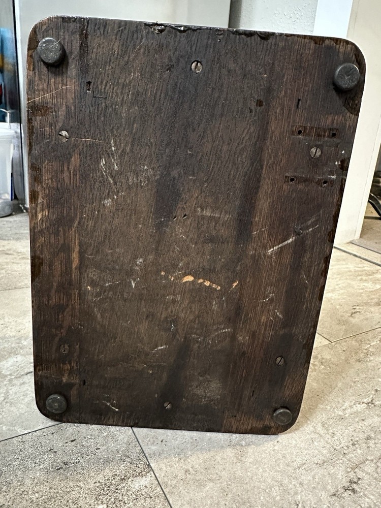 Antique Edison Cylinder Phonograph Oak Case Bottom