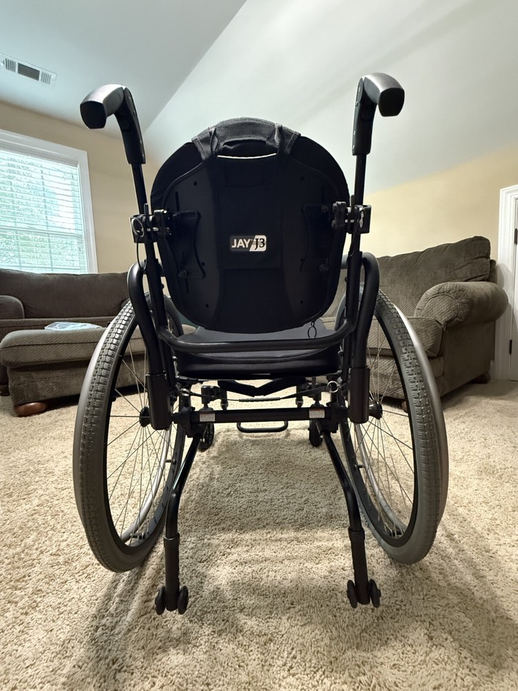 Quickie QRI Wheelchair