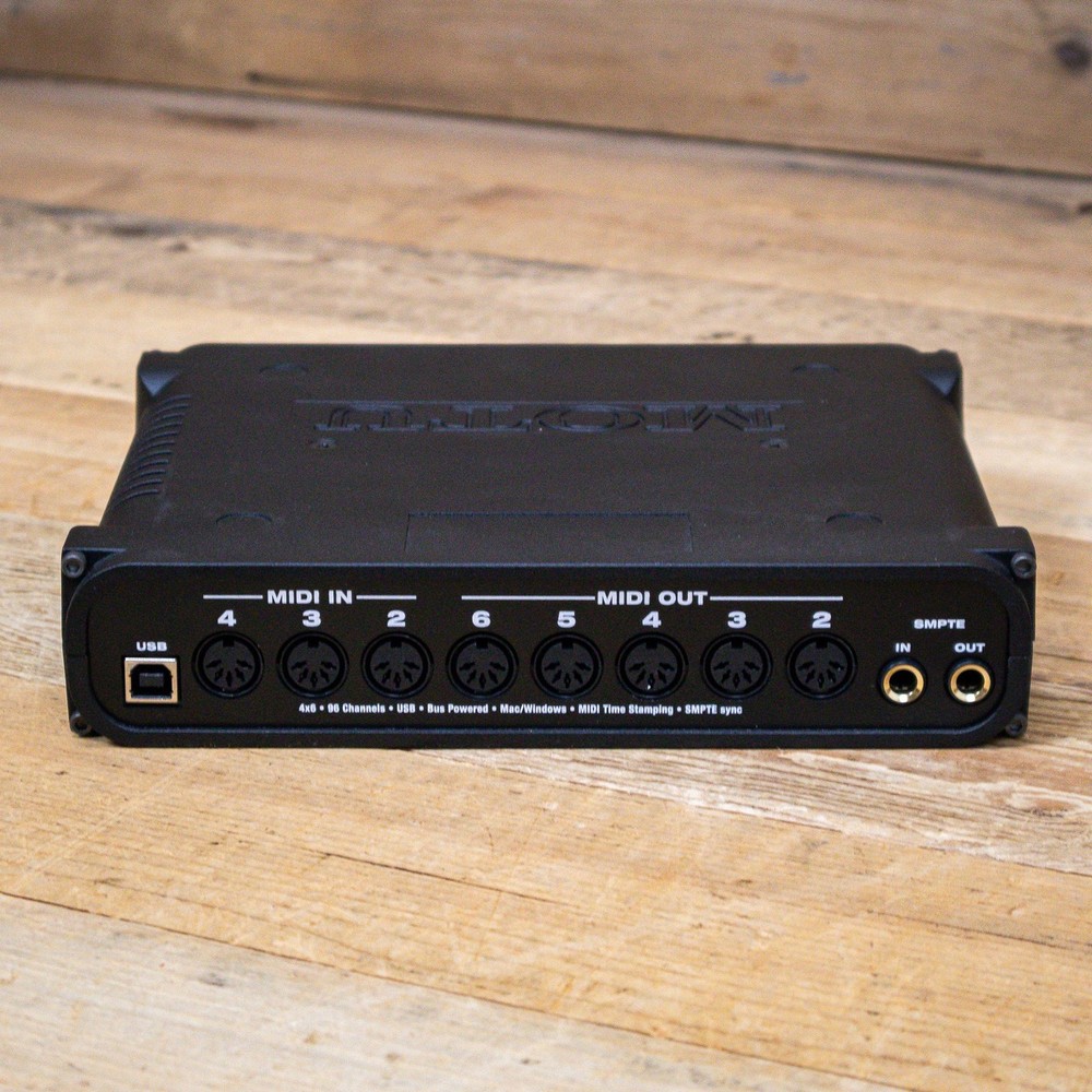 MOTU micro express 4x6 USB Bus-Powered MIDI Interface with SMPTE U280357
