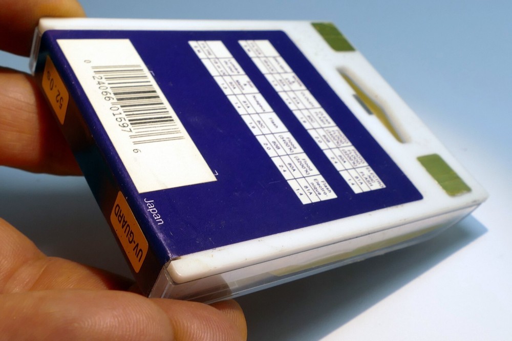 Empty Plastic CASE for HOYA 52mm UV filter - empty