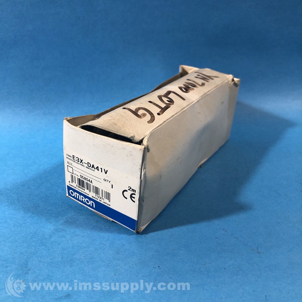 Omron E3X-DA41V Photoelectric Sensor FNOB