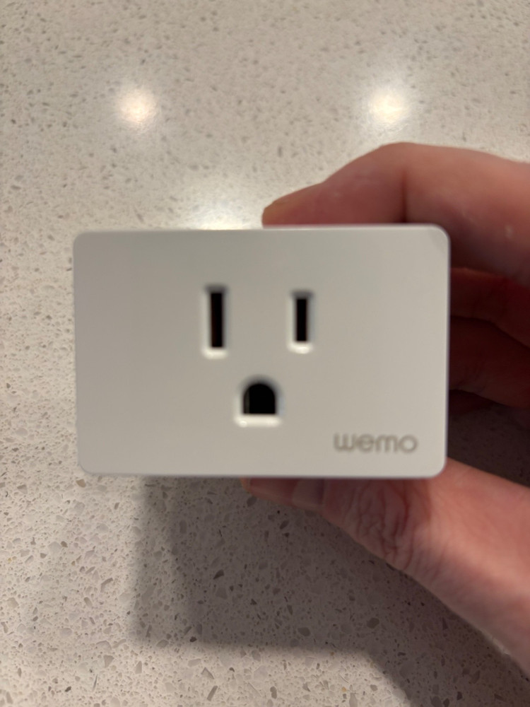 WeMo WiFi Smart Plug 120V - White
