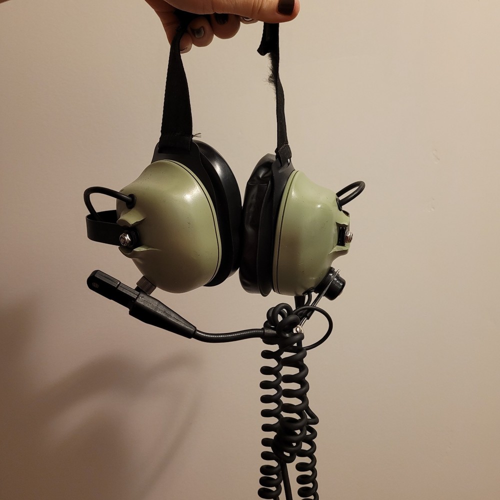 David Clark communication headset model H3442 with microphone