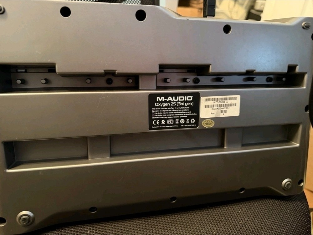 M-Audio Oxygen 25 Key 3rd Gen MIDI Controller Keyboard Tested