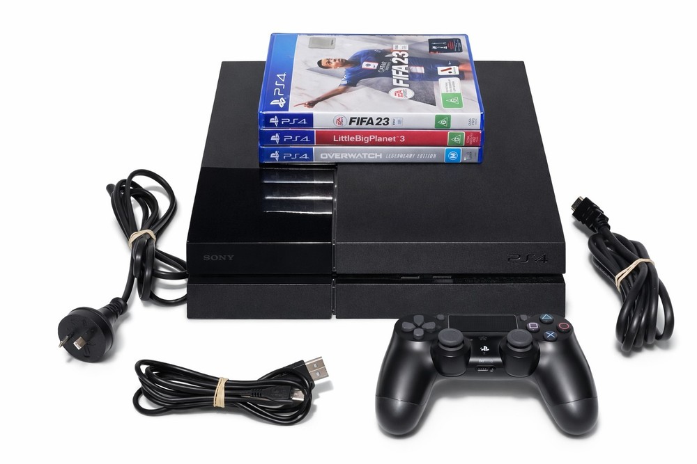 Sony PlayStation 4 PS4 Console – 500GB – Controller, Cables & 3 Games Bundle