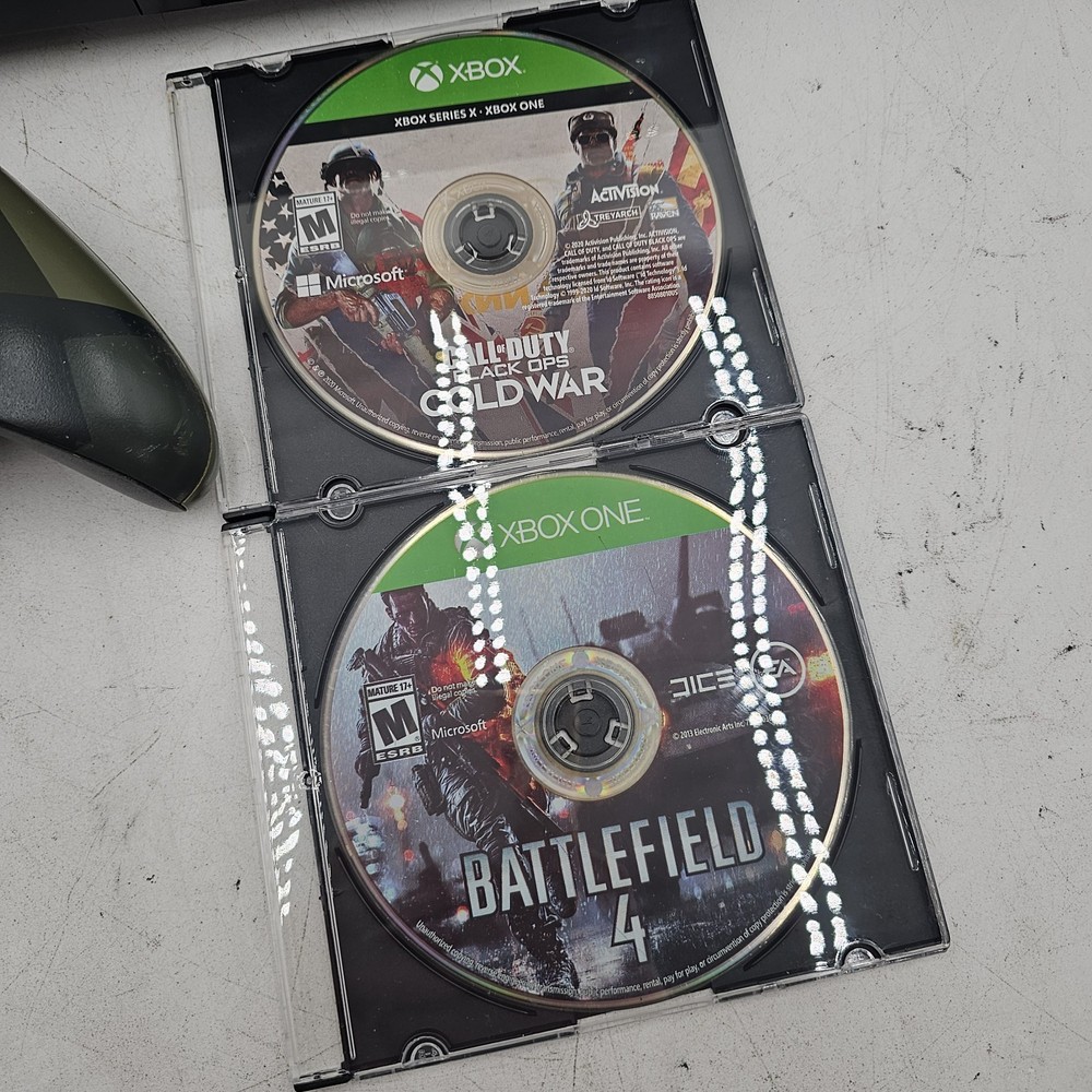 Microsoft Xbox One 1TB Original Console W/ Controller Tested 2 Game Bundle 1540