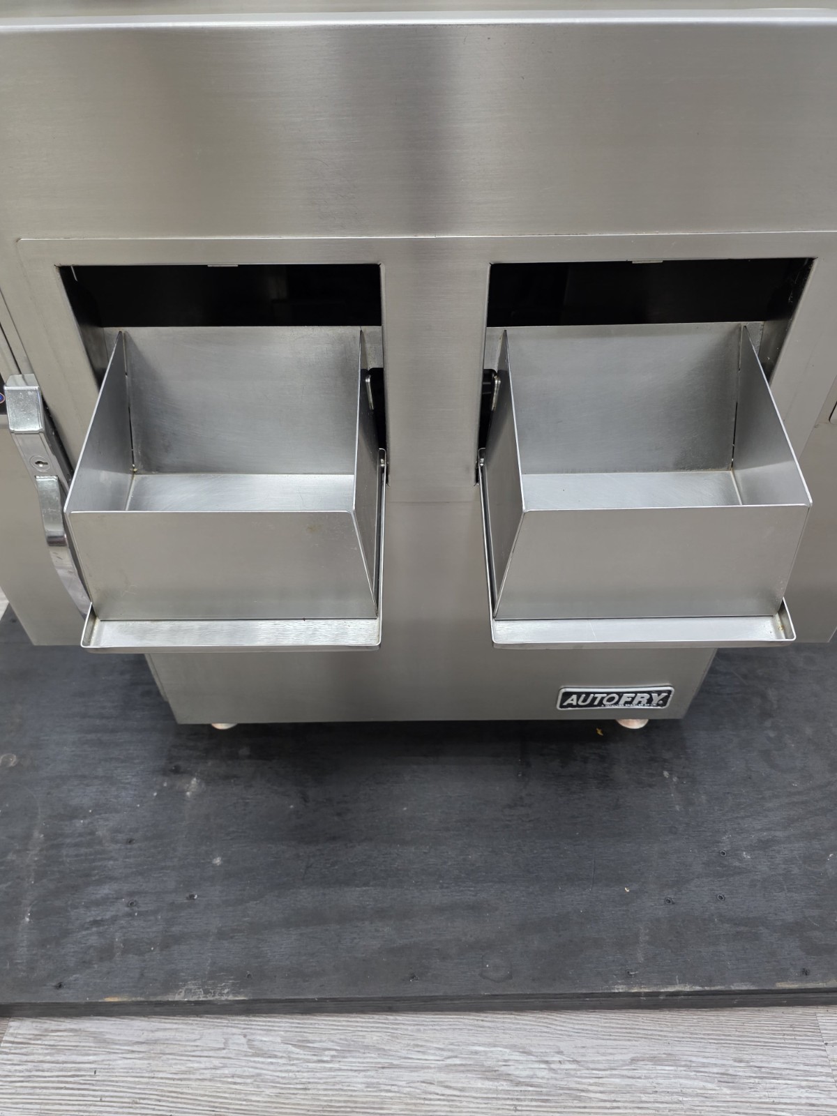 AutoFRY MTI-40C Double Basket 6 Gallon Automatic Self-Contained Ventless Fryer