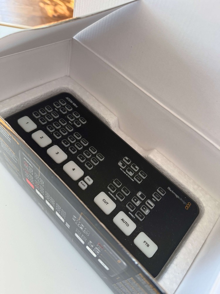 Blackmagic Design ATEM Mini HDMI Live Switcher