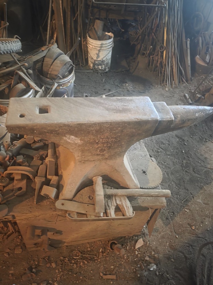 anvil blacksmith tools vintage peter wright 350 pound