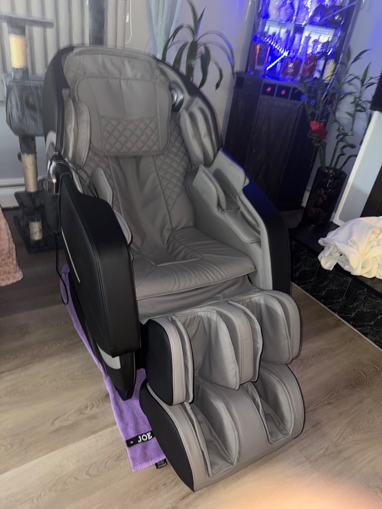 Full Body Zero Gravity Massage Chair