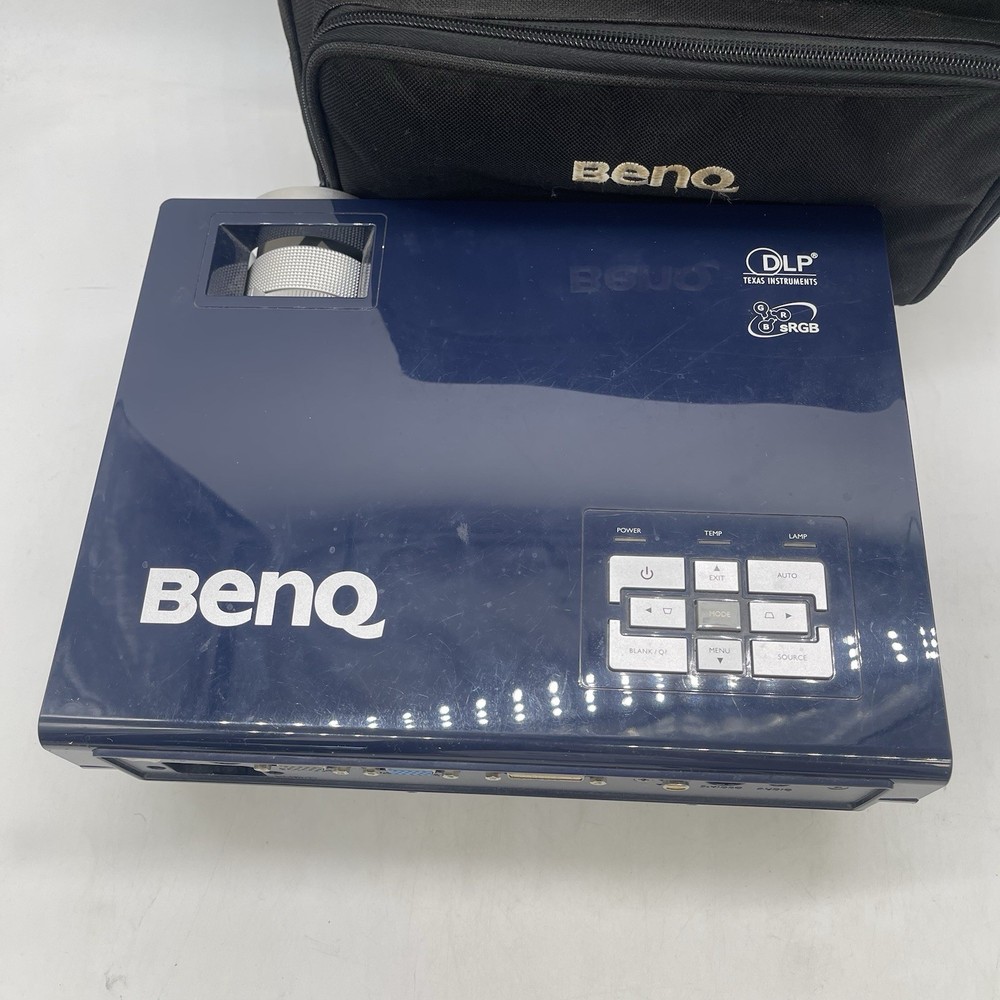 Benq Desktop Projector MP721 w/ Case Bag Cords Controller Untested