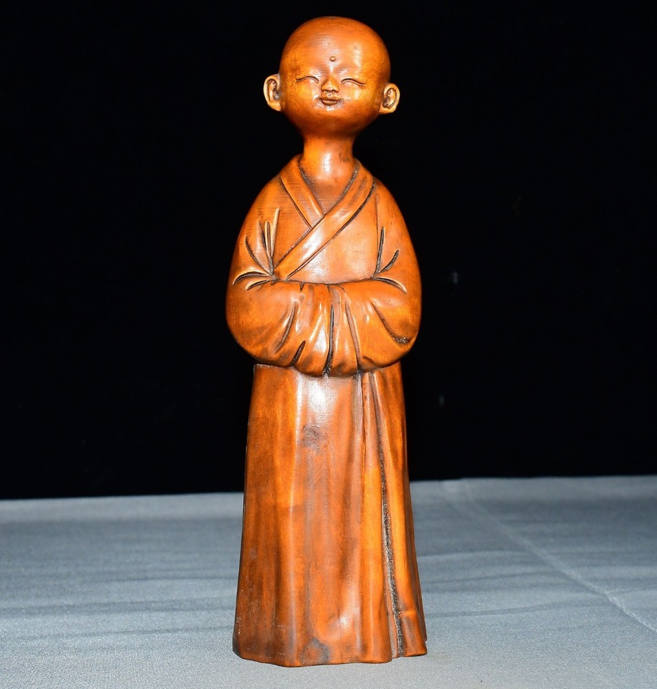 Exquisite Small Leaf Boxwood Monk Ornament