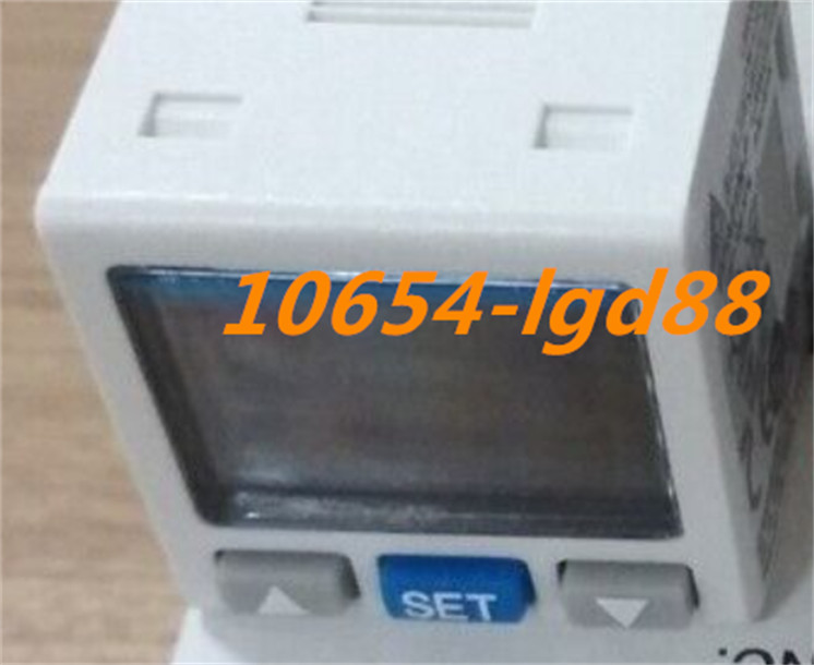 1pc for new pressure switch DPA01M-P pressure sensor sensor @24