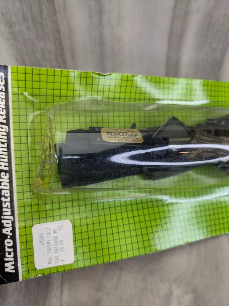 Made In USA -NOS - Zero Gap Micro Adjustable Bow Hunting Caliper Release HCW-MO