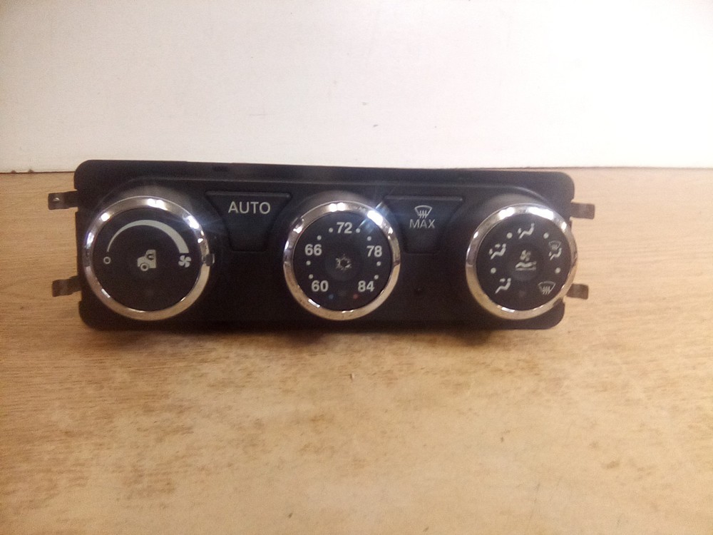 Peterbilt Q21-6032-2241 Climate Control