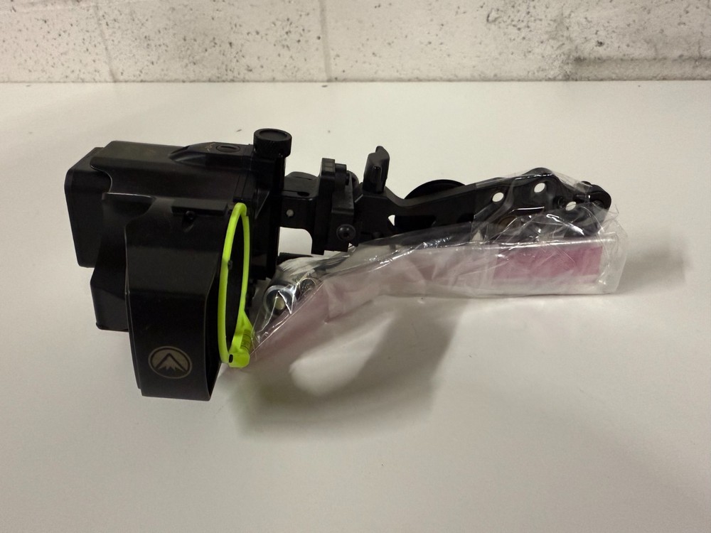 Used - Burris - Oracle 2 - Bow Sight - Single Pin - RH