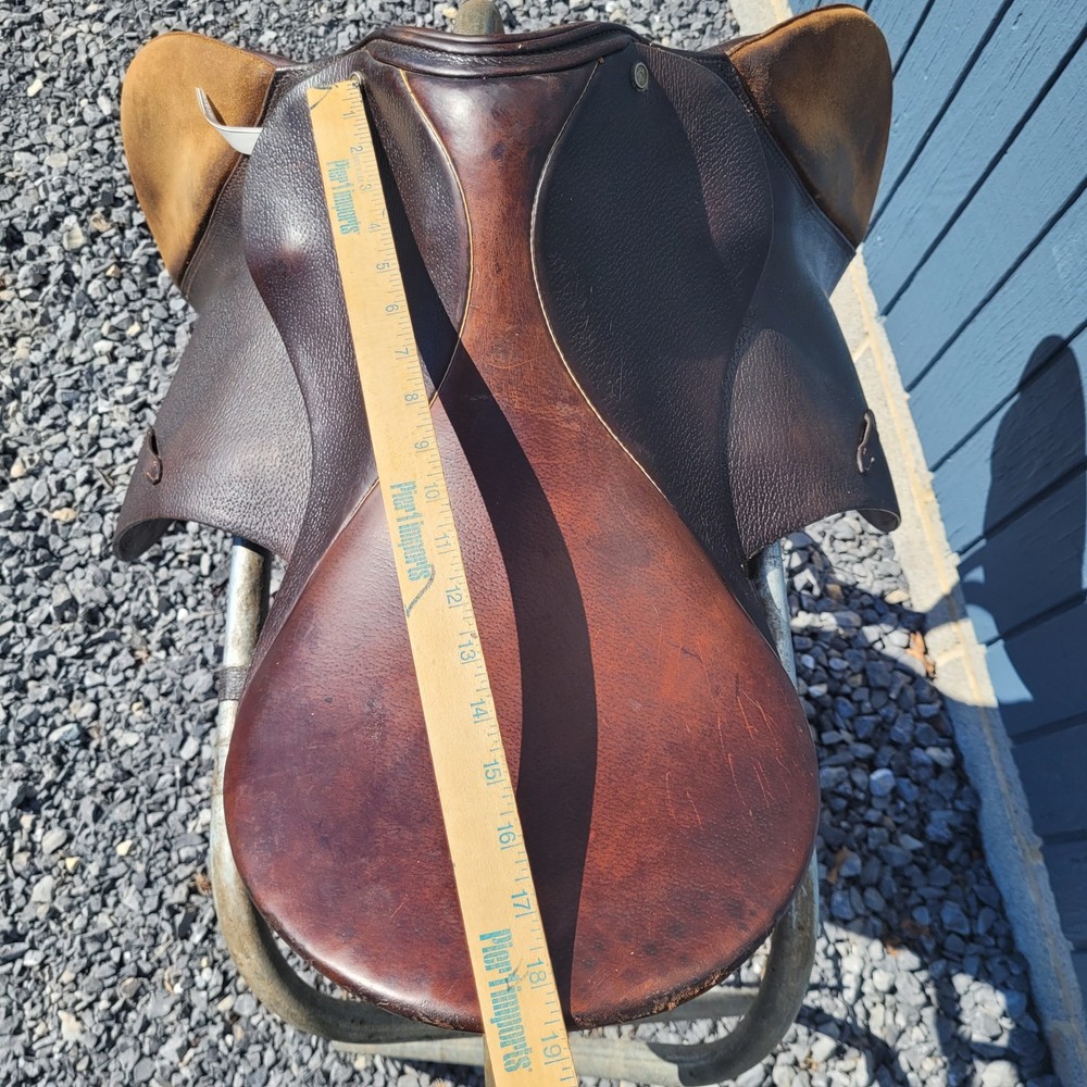 Stubben Siegfried 18.5" Saddle