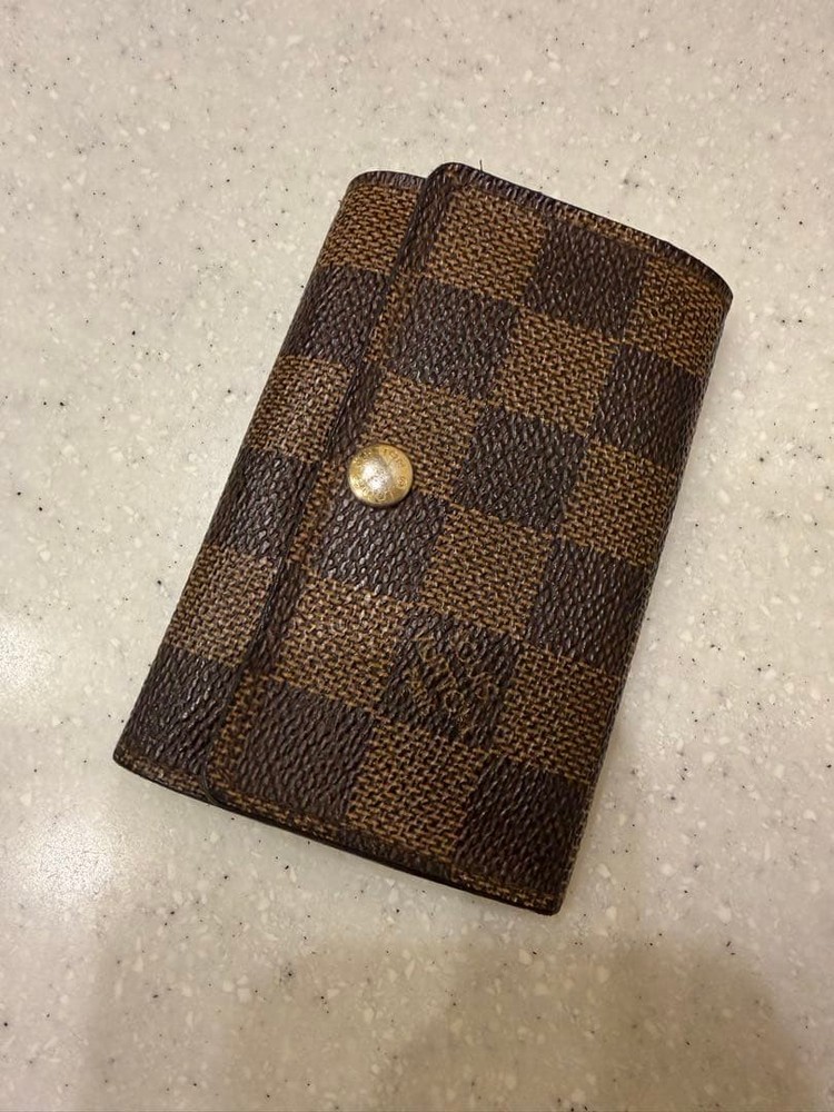 Louis Vuitton Damier 6-Key Case Excellent Condition