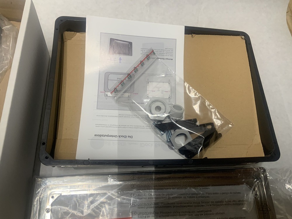 iRoom iDock ejectable iPad Motorized Wall Mount & Back Box Lighting Plug Black