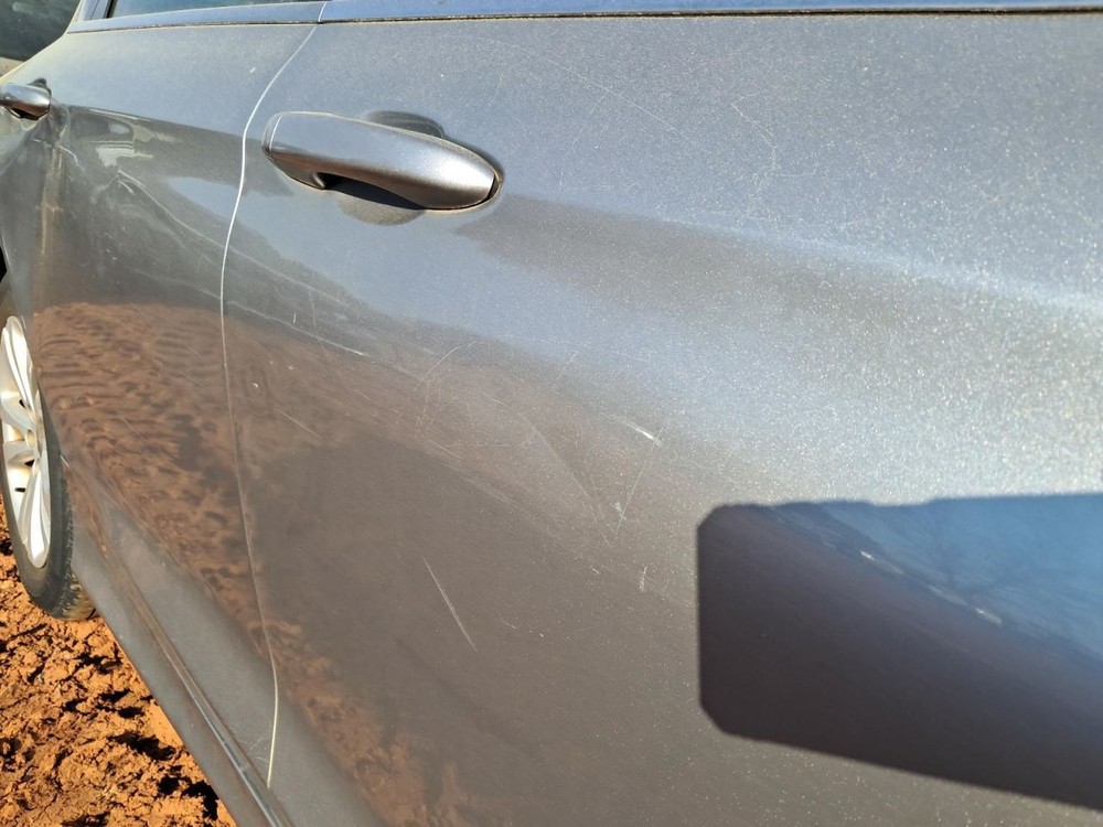 200 2016 Glove Box 5015842