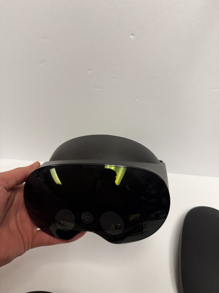 Meta Quest Pro VR 256GB Headset Only (No Controllers)