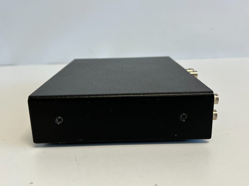 Shelf1: INLINE 3552R HIGH RESOLUTION RGBHV SWITCHER