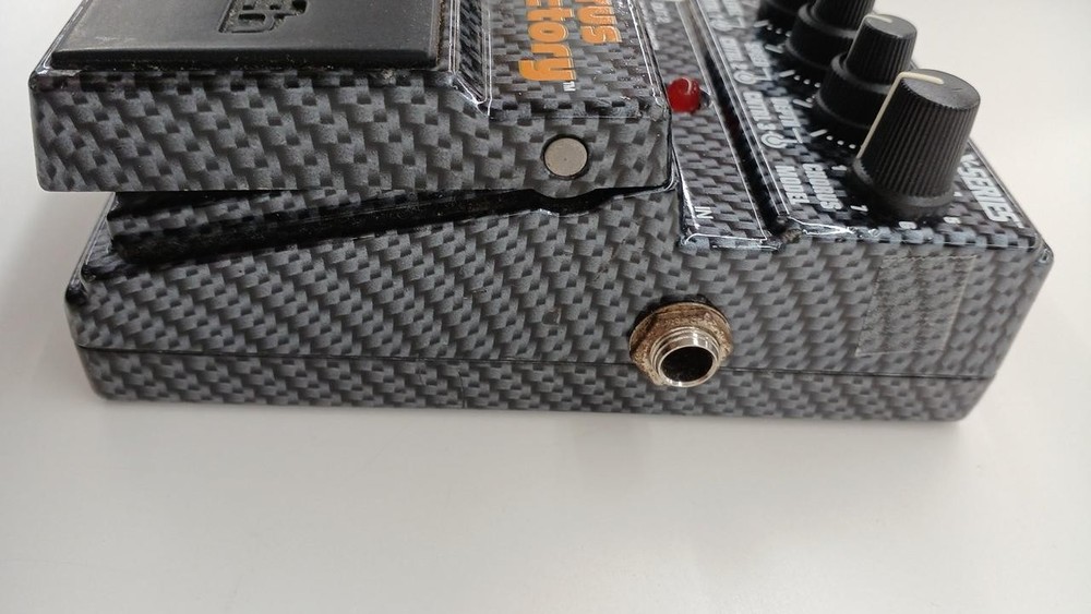 DIGITECH CF-7 Chorus Guitar Effects Pedal Used