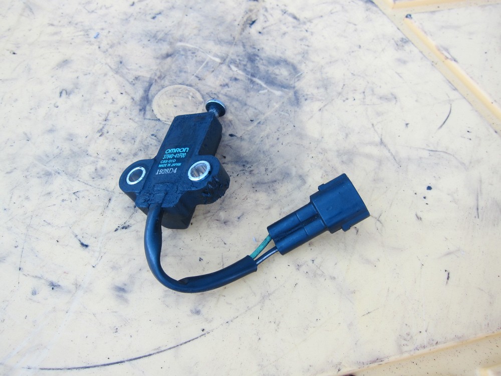2005 Suzuki Boulevard C50 OEM KICKSTAND SIDE KICK STAND SENSOR