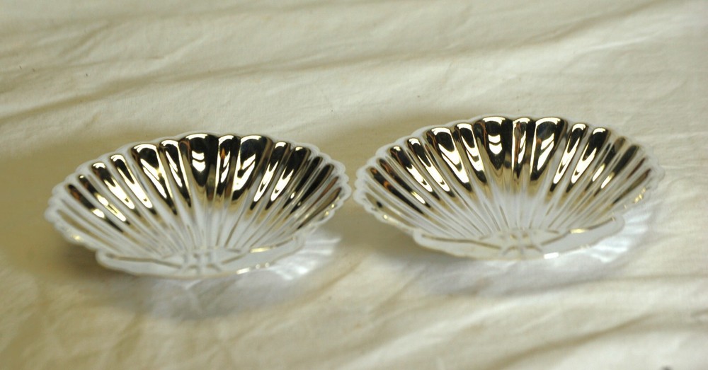 Silverplate Scalloped Shell Serving Dish Set of 2