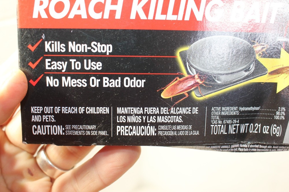 (3) Combat Roach Killing Bait Stations, 6 per box, 18 total! Sealed boxes new