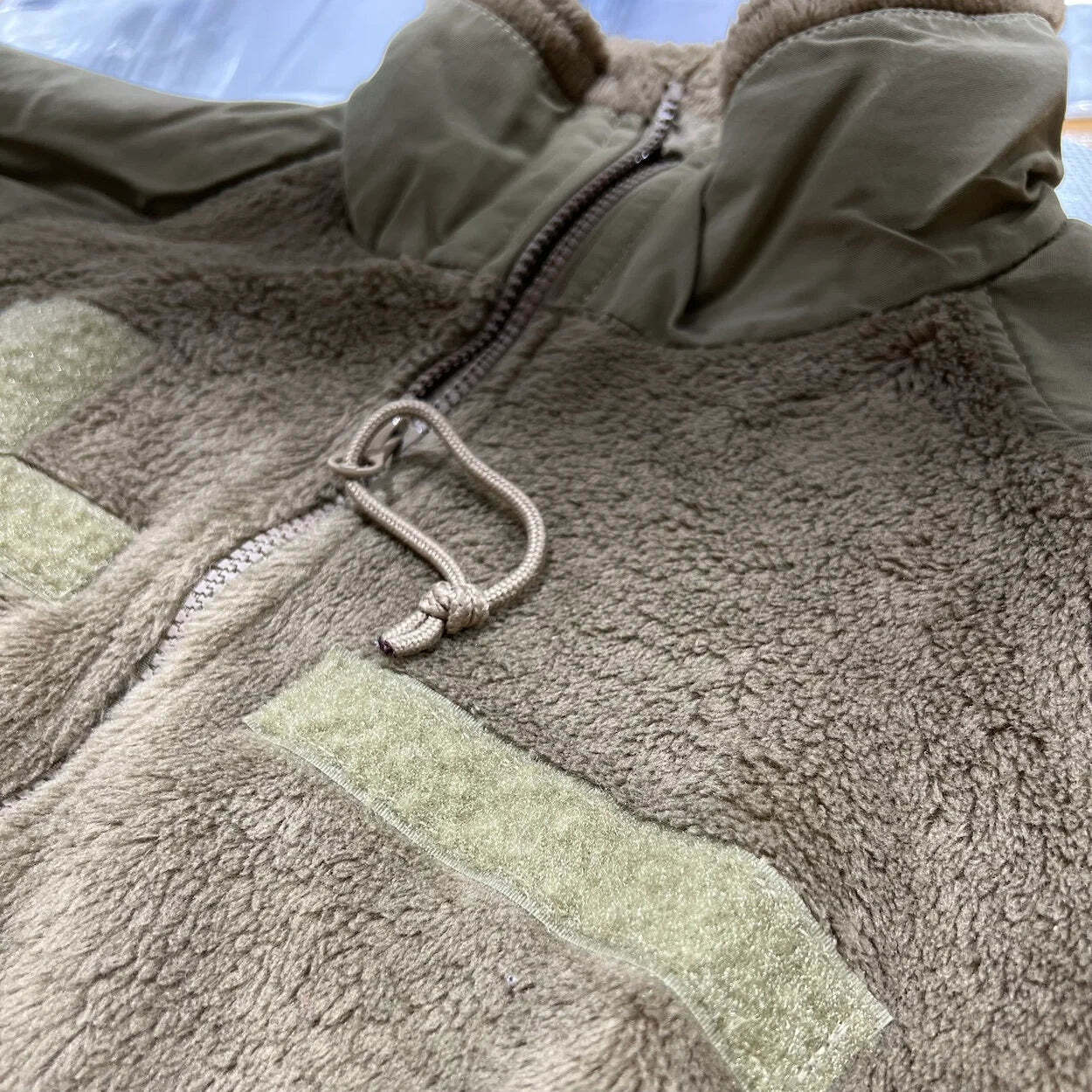 Vintage Army Fleece GI Gen lll in Coyote Tan By PolarTec