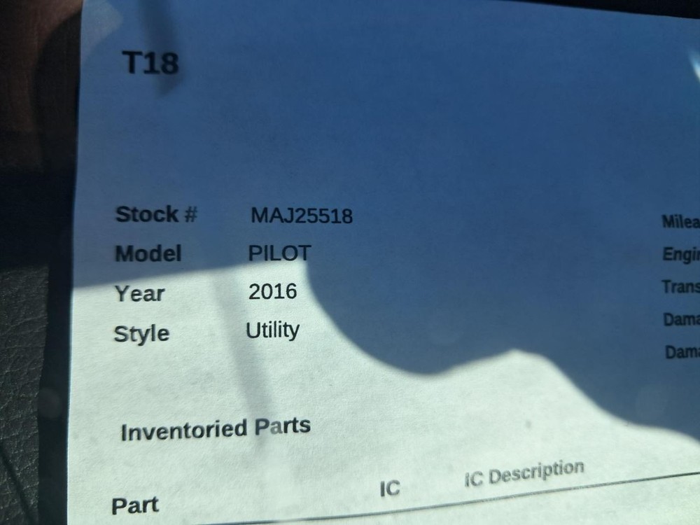 PILOT 2016 Glove Box 4852143