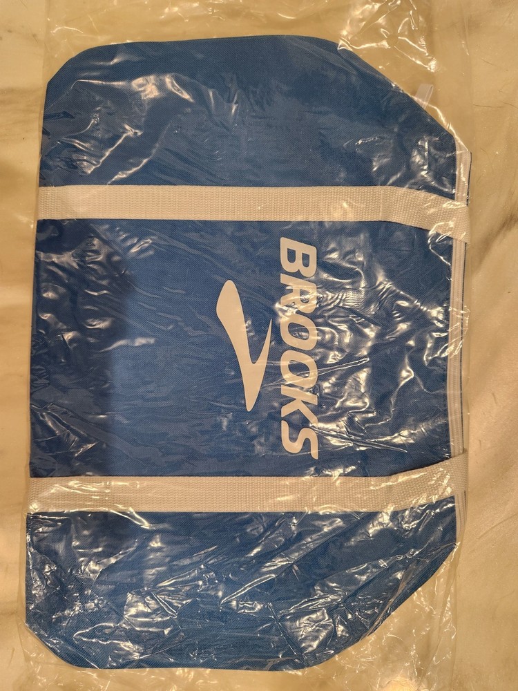 Brooks Small Gym Bag