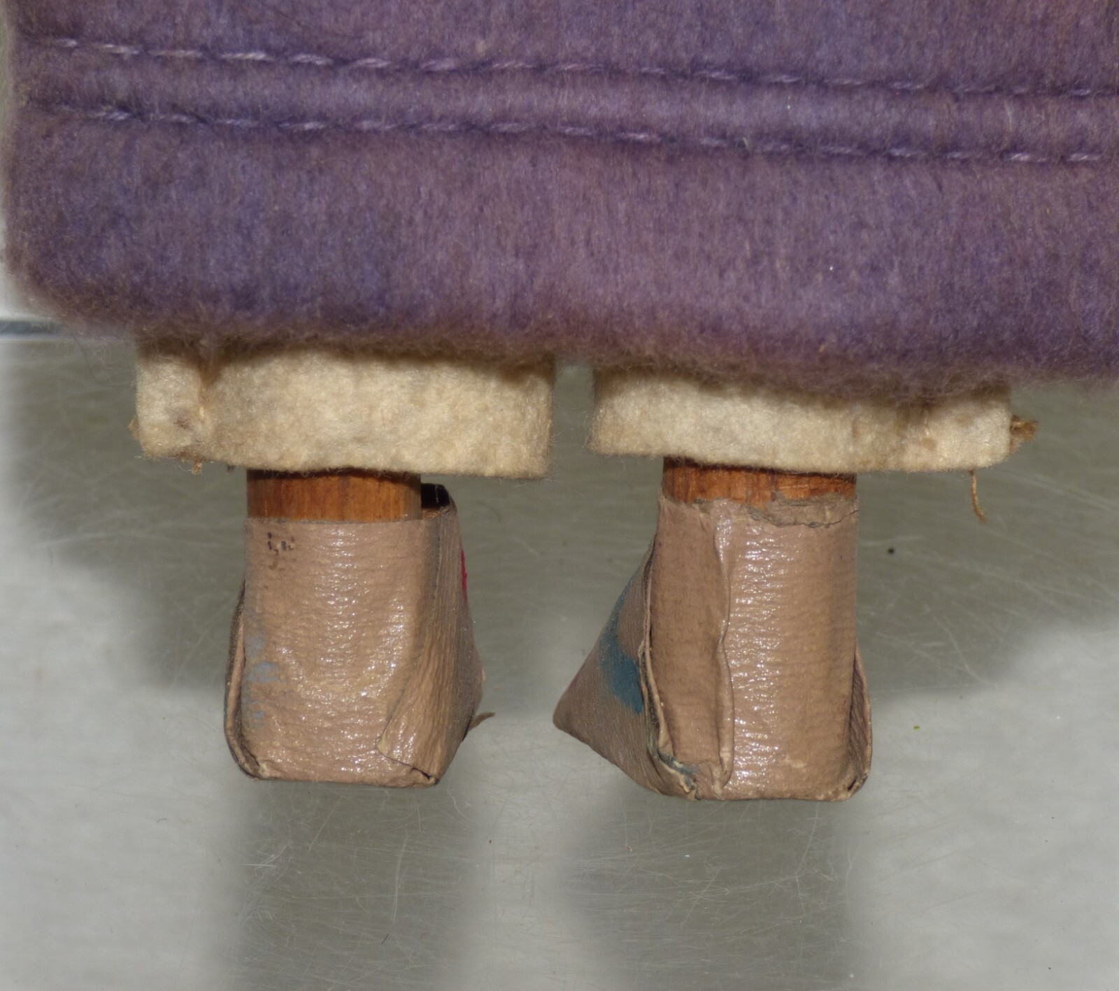 Skookum Dolls 10" Male & 9" Female w/ Taped Feet Side Glancing Eyes Vintage Pair